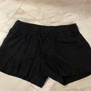Black linen shorts, old navy XS